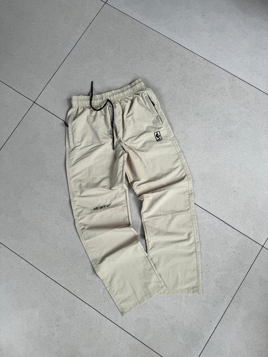 Trackpants